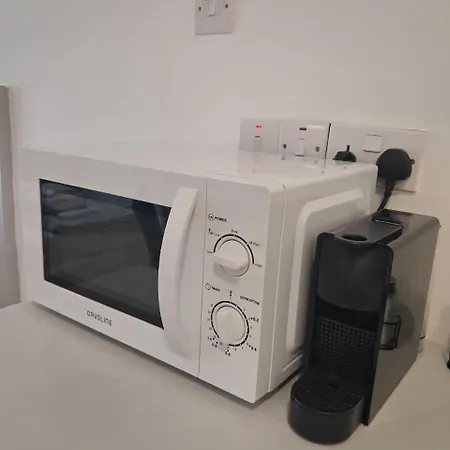 Lazuli Center 161 - 100 M From The *