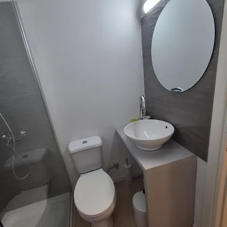 Lazuli Center 161 - 100 M From The Apartament *